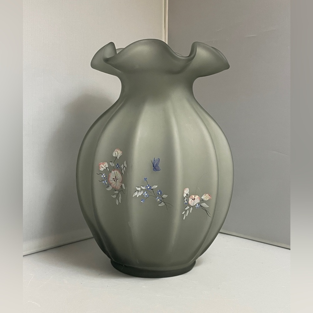 Fenton Satin Grey Frosted Ribbed Flower Vase Delicate Butterfly Signed Valory H
